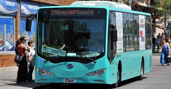 Amszterdam és London után Budapesten lesz a legnagyobb elektromos buszflotta Európában