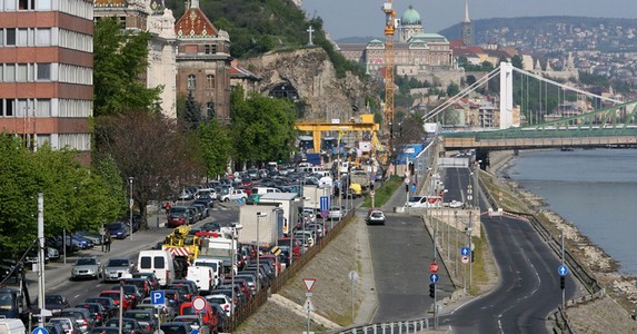 Tarlós: fizessen 5 ezret, aki autózni akar Budapesten!