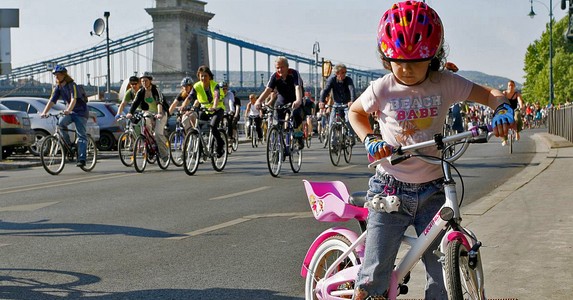 A Főváros továbbra is elkötelezett az összehangolt fejlesztések és a budapesti kerékpáros közlekedés feltételeinek javítása mellett