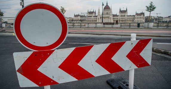 Lezárásokra, forgalomkorlátozásokra kell készülni hétfőn és kedden Budapesten