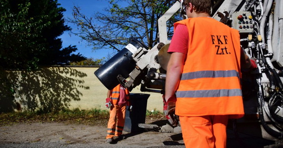  Kirendelték a fővárosi kukásautókat az agglomerációba