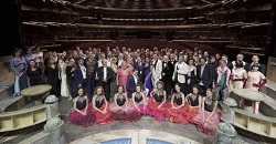 Dubajban is siker lett a Víg Özvegy az Operettszínház előadásában